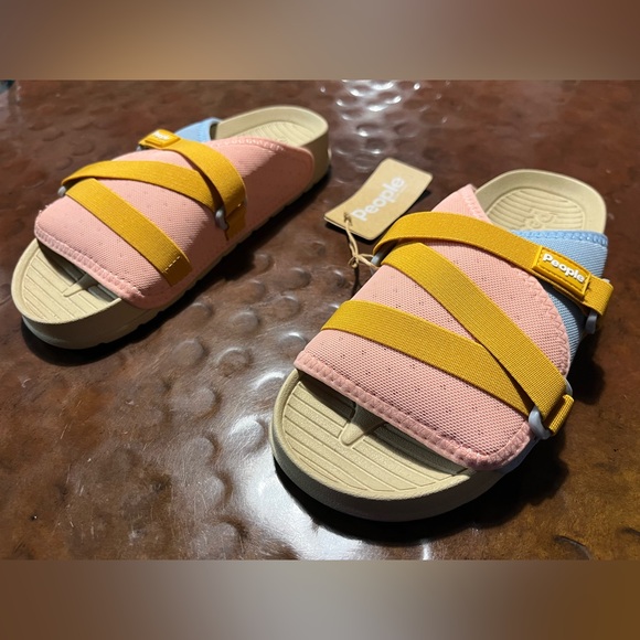 People Footwear slides - Picture 4 of 12